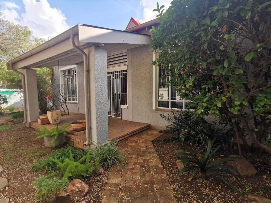 To Let 3 Bedroom Property for Rent in Die Bult North West